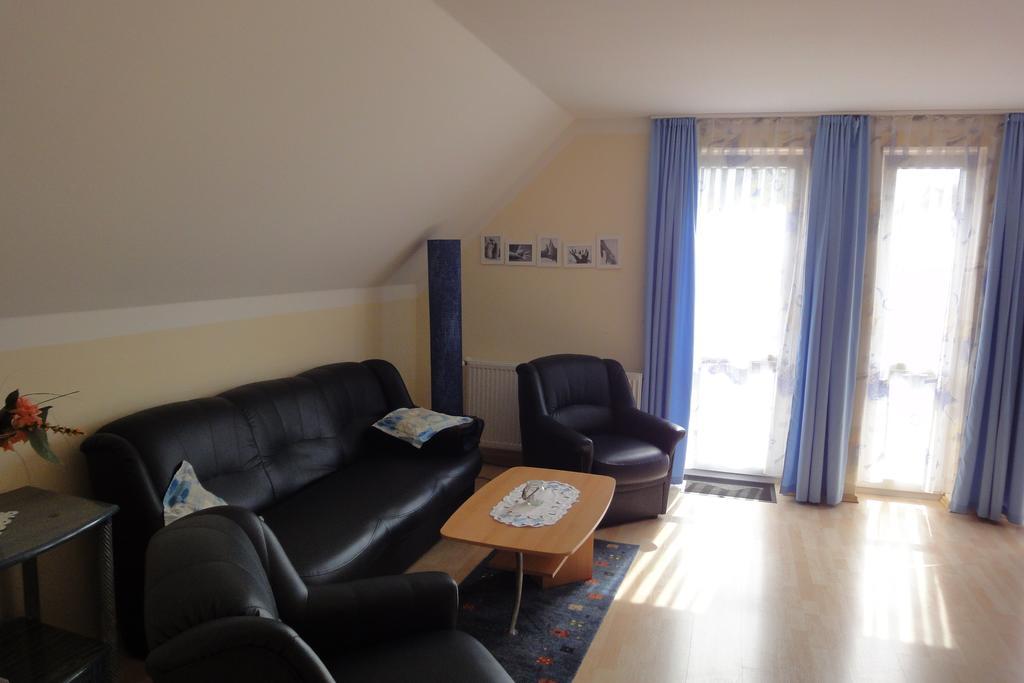 Fritzis Haus Apartamento Dierhagen Exterior foto
