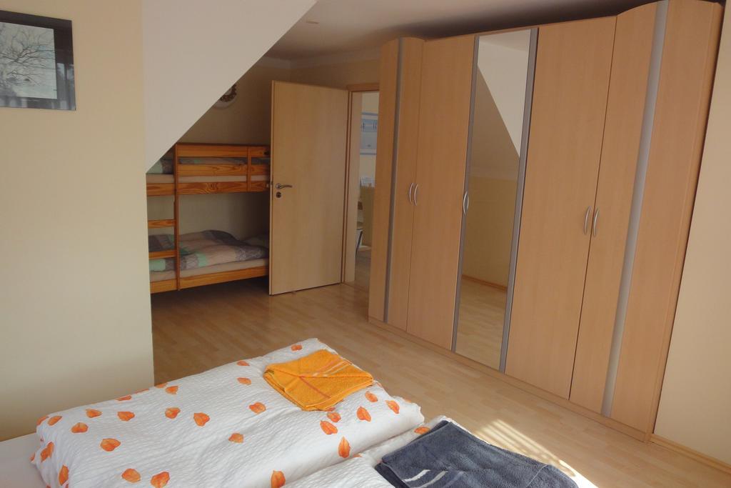 Fritzis Haus Apartamento Dierhagen Exterior foto