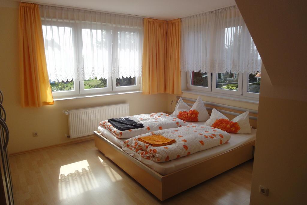 Fritzis Haus Apartamento Dierhagen Exterior foto